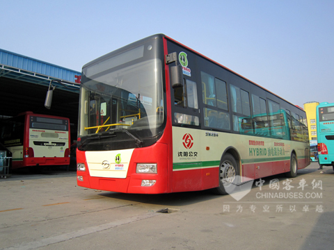 再度远销沈阳公交的25辆五洲龙混合动力客车