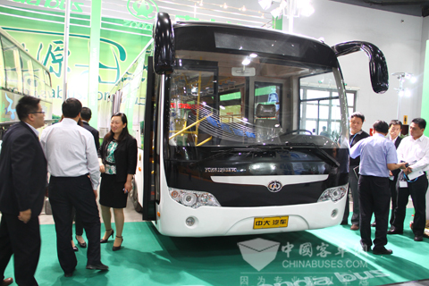 YCK6128BEVC纯电动公交车