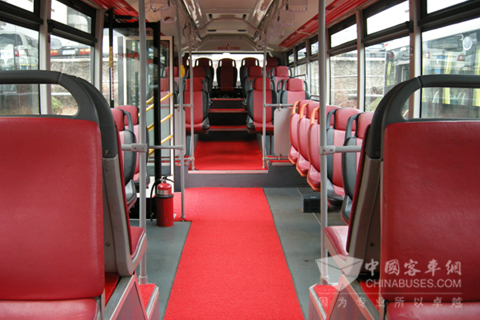 这辆中通客车在天津公交已工作了8年