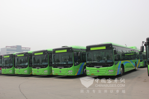 即将奔赴贵阳的恒通天然气大客车