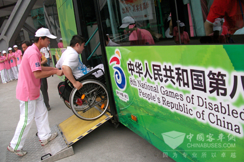 低地板设计为残疾人运动员提供便利