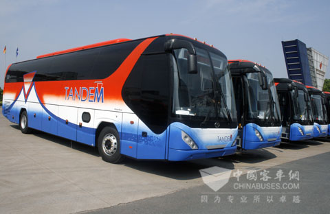 青年豪华旅游车再度起航远赴智利