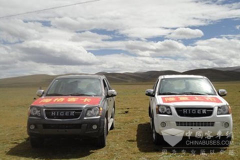 海格客车进入藏北草原