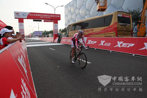 服务于首届环京赛的福田欧辉客车