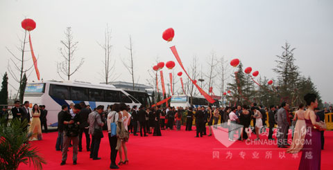 安凯纯电动客车服务第20届金鸡百花电影节