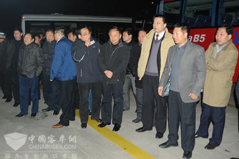 河南省驻马店市汽运总公司领导考察中大