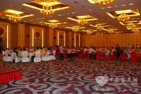 2011年青年客车“超越之旅”大型巡展活动厦门站会场