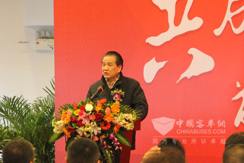 恒通党委书记兼常务副总经理唐乾栋致辞