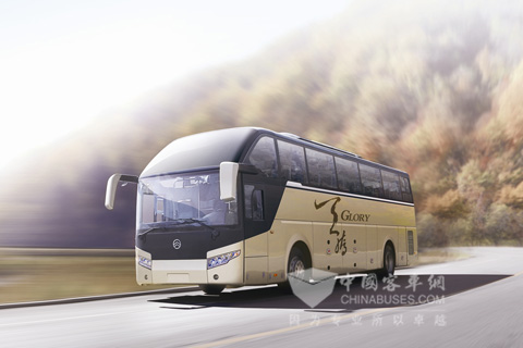 金旅XML6125天骄大型豪华客车