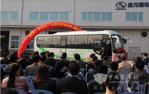 大金龙纯电动定制通勤车XMQ6110C备受各界关注