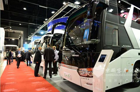 　　大金龙唱响比利时车展中国客车最强音