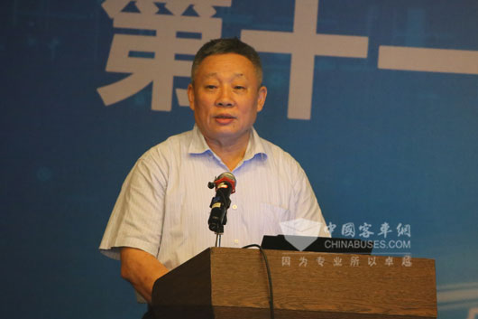 中国公路学会客车分会顾问裴志浩:客车产品、技术、标准发展趋势研究