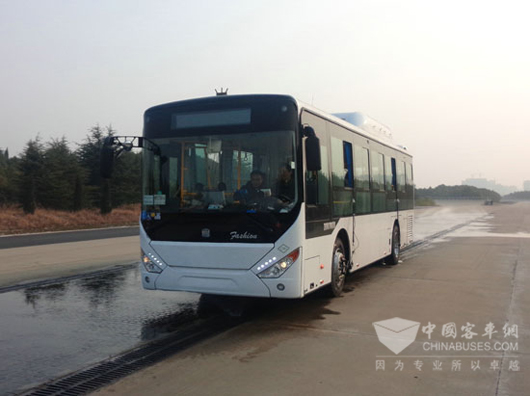 满载低附着测试