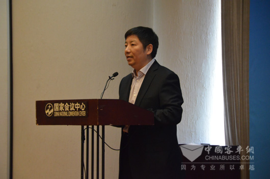 中国社科院数量所副所长李雪松