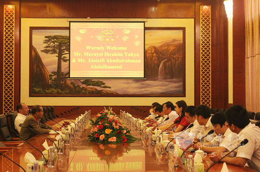 在会议上五洲龙制造再获沙特客户认可