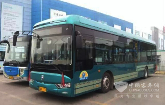 亚星客车空气动力公交车“惊艳”泉城