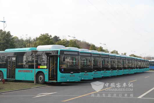 增程插电式城市客车（铜仁公交）