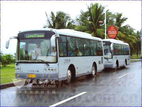 三亚公交车