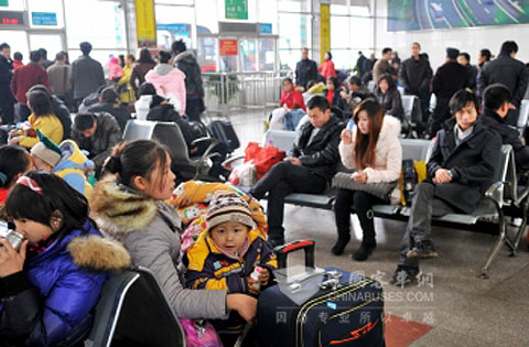 积极面对公铁竞争 公路客运市场逐步回暖