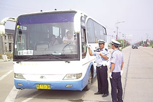 公安部、交通运输部联手整治公路客运