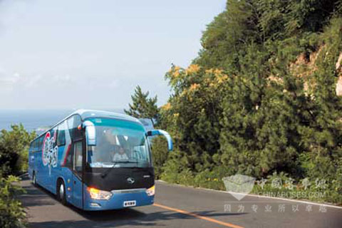 试驾大金龙龙威