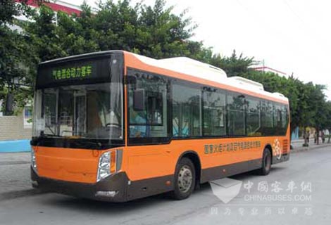 恒通混客车启程巡展