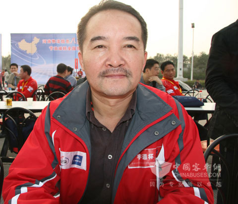 完美作业网有免费视频记者访新疆新建客运集团公司董事长杨辉生