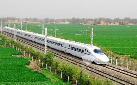 “公铁竞争”拉锯战 机遇与挑战共存