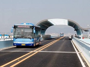 厦门金龙：调整结构升级 积小胜为大胜