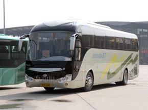 [BAAV报道]中大客车竞评2009年上海BAAV四项大奖