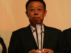 [车展报道] 黄海精品获“中国道路运输杯”三大奖