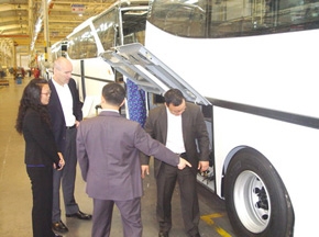 阿文美驰公司亚太区总裁提姆·博威斯访问安凯客车