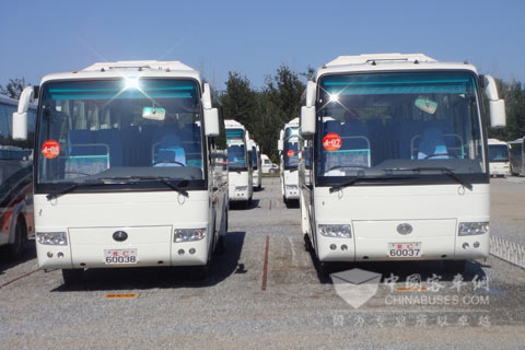 宇通阅兵运输保障队服务用车