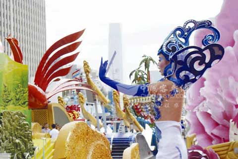 建国60周年阅兵仪式上由上饶客车厂生产的江西彩车