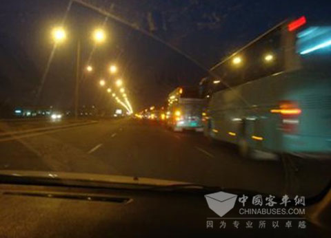 海格客车发车仪式的演习