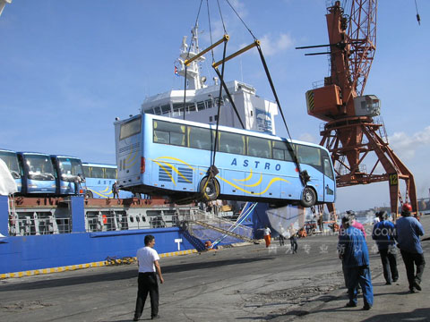 宇通车出口古巴