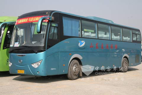 服务全运会的上海申龙客车
