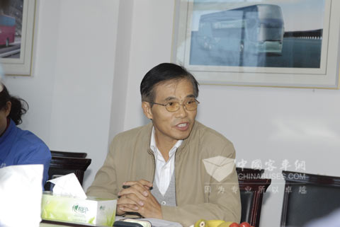 中通客车党委副书记、监事会主席匡洪涛