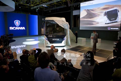 比利时世界客车博览会上，斯堪尼亚与海格共同生产的新车发布会现场