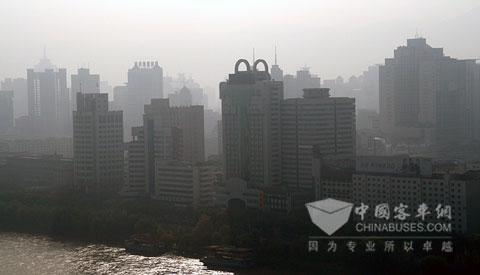 清晨的兰州一片雾蒙蒙