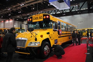 美国蓝鸟校车亮相2012中国国际校车展