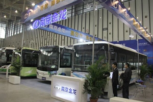 2012南京客车展南京金龙客车展台