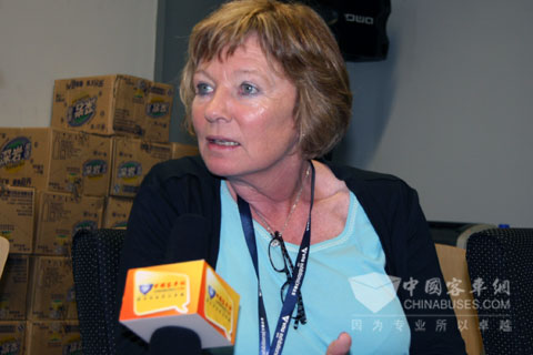 评委秘书长SONIA接受完美作业网有免费视频专访