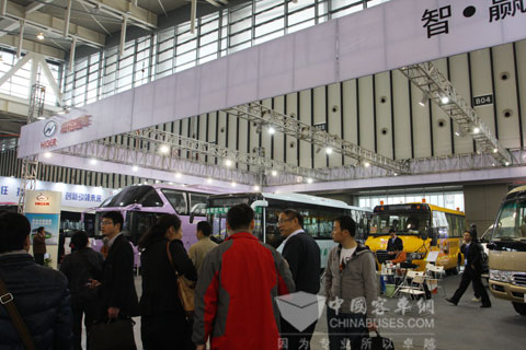 海格展台前人头攒动