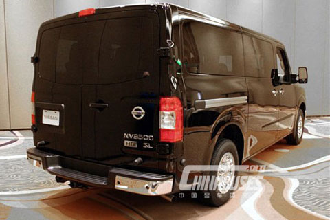 日产NV3500 HD