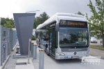 梅赛德斯-奔驰氢燃料电池公交车投入运营