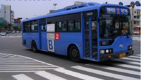 首尔计划年内将市内公交车全部换为天然气车型