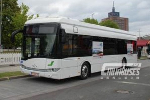 Solaris感应充电公交车在德国布伦瑞克运行