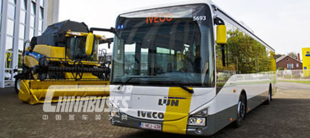 意大利汽车制造商依维柯向比利时佛兰德交付Crossways客车