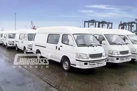 古巴对大金龙的“品牌爱”——201台大金龙金威交付古巴